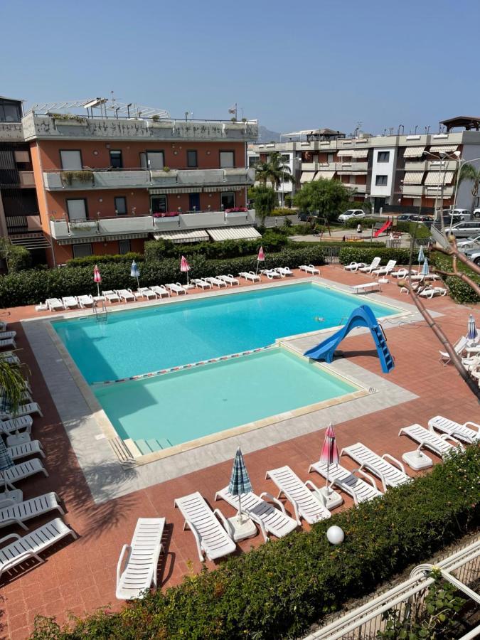 Taormina Mare Piscina Fondachello Apartment Fondachello  Exterior photo